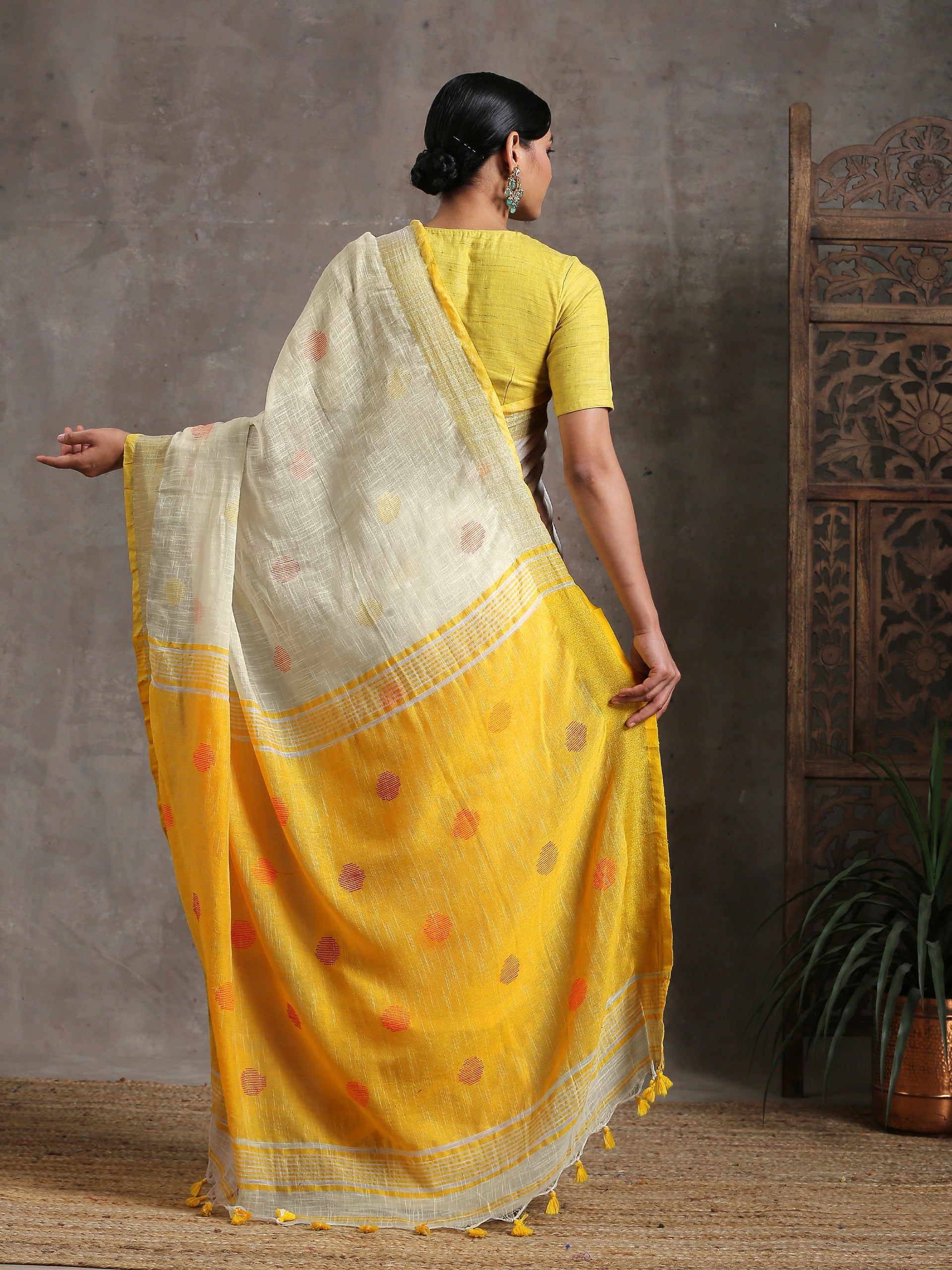 Lemon Peels Linen Blend Saree