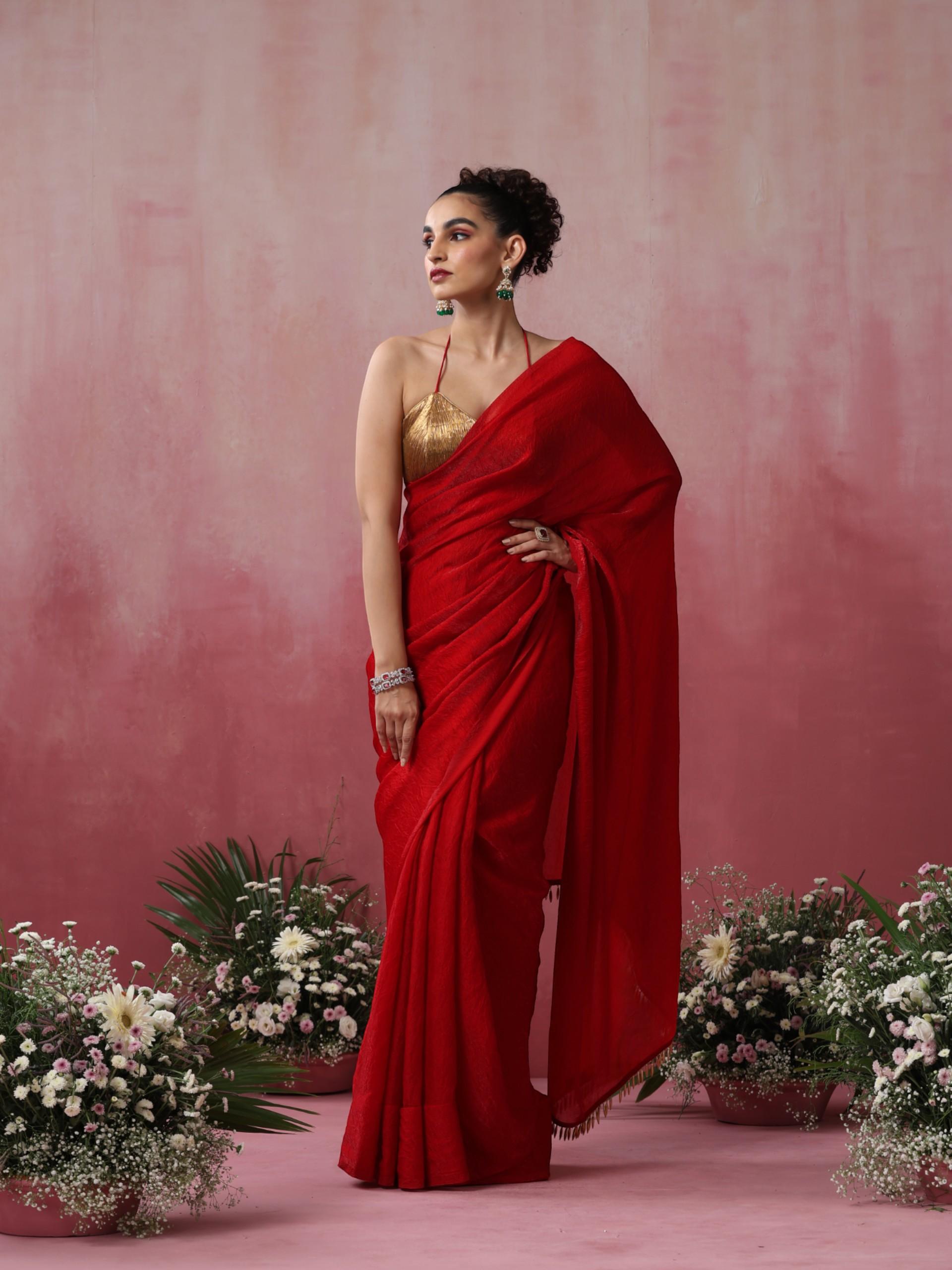Alta Red Crushed Metallic Saree with crushed Gold Blouse Fabric