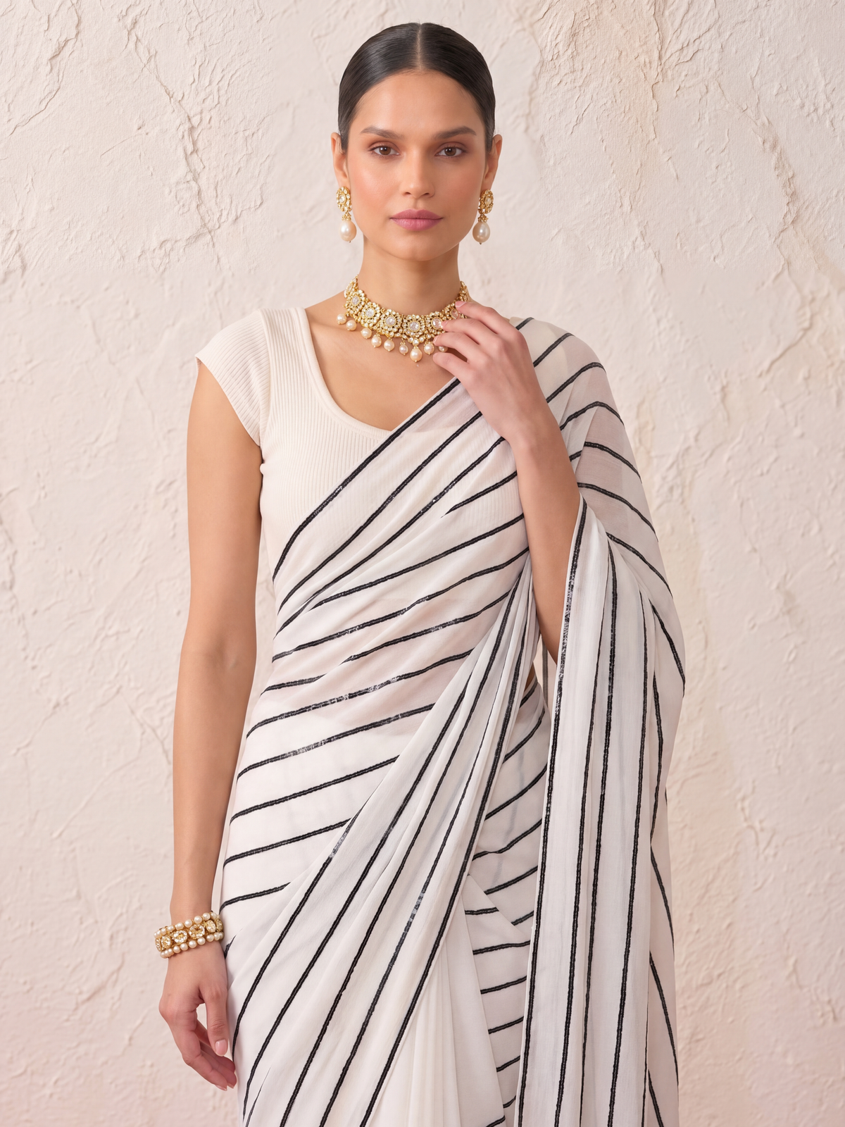 White and Black Georgette Impression Saree with Self Blouse Fabric