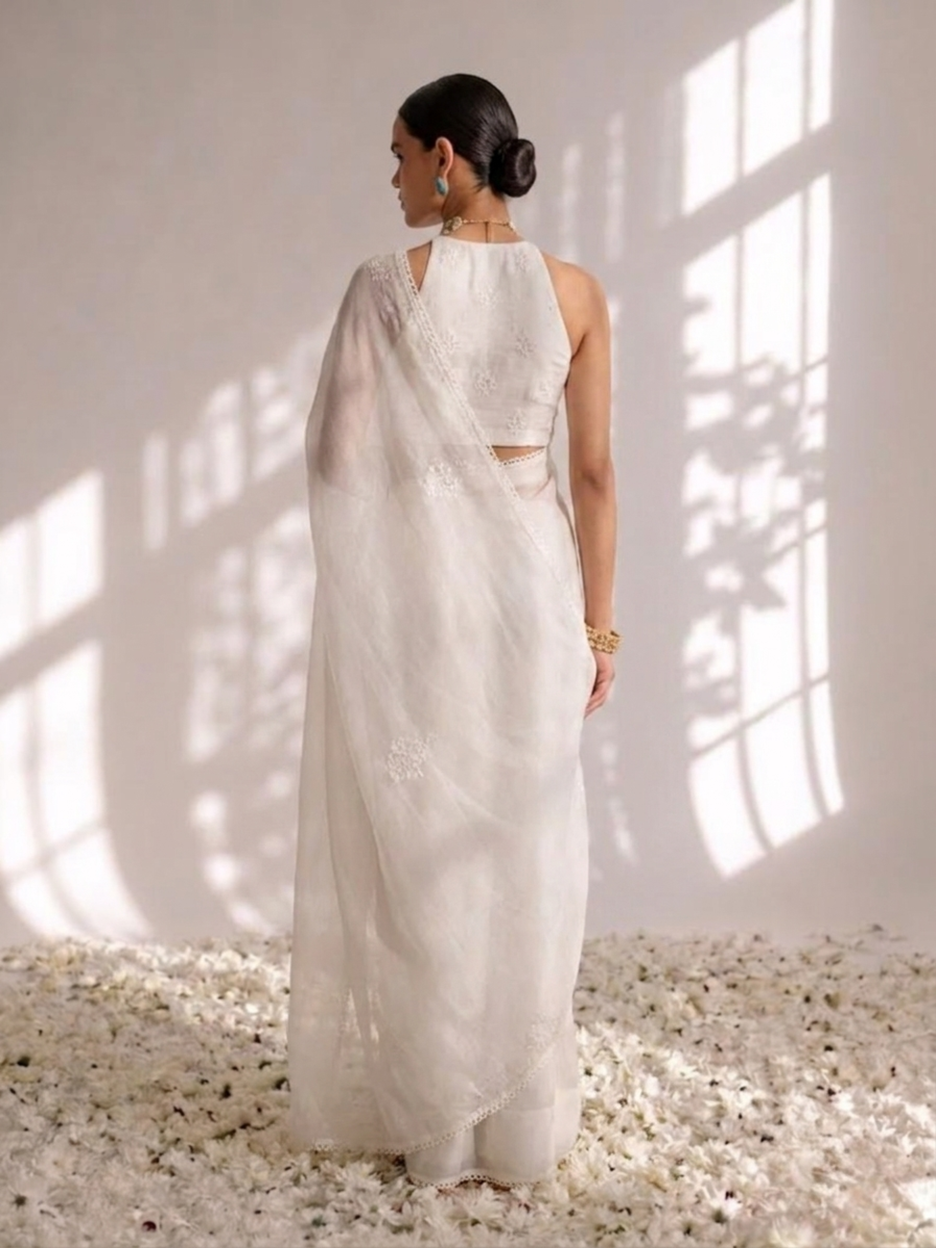 White Chiffon Saree with Lace and Blouse Fabric