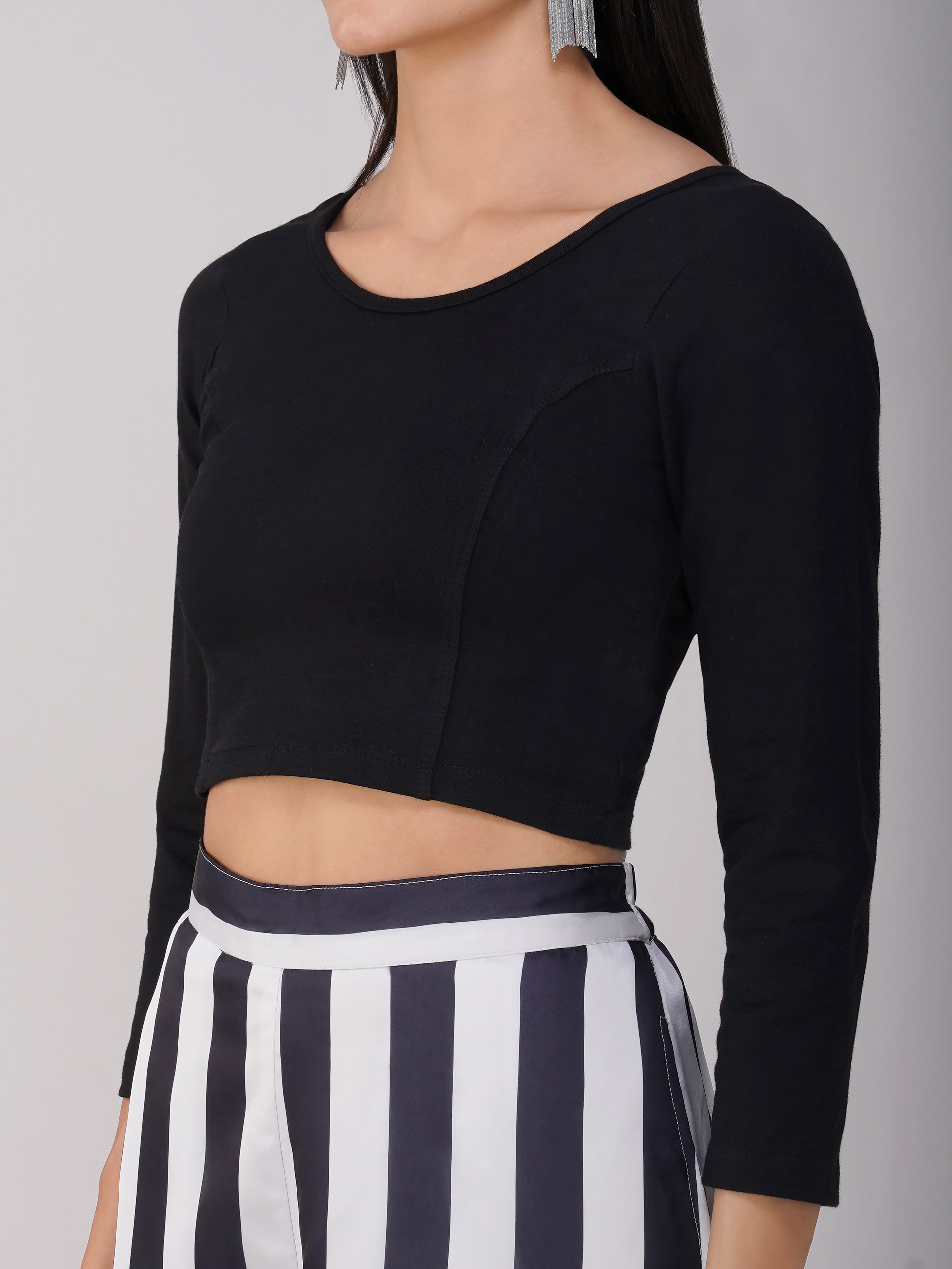 Blouse - Stretchy Black LONG Sleeve Blouse