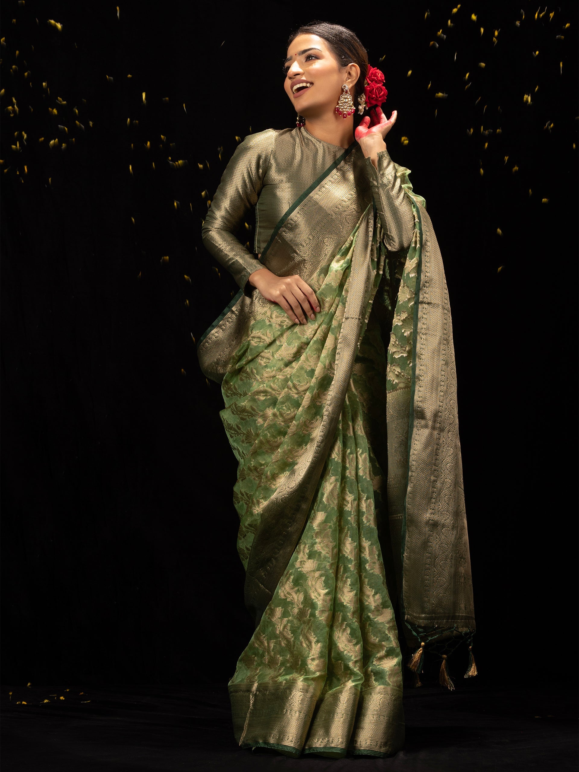Heena Green Organza Saree with blouse fabric