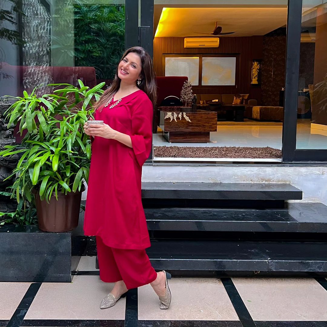 Women's Power Pink Korean Fabric Kurta Set with Glass Beads on Collar and Pants 2 Piece Set | Straight Fit, V Neck, 3/4 Sleeves, Pants, Festive Wear, (Korean Fabric)