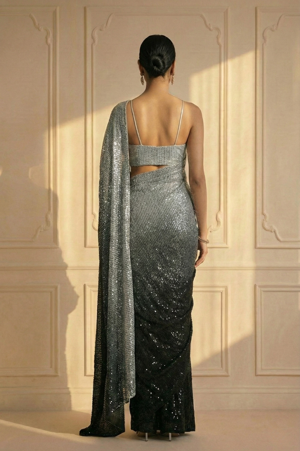 Black and Grey Ombre' Knitted Sequin Saree with Blouse Fabric