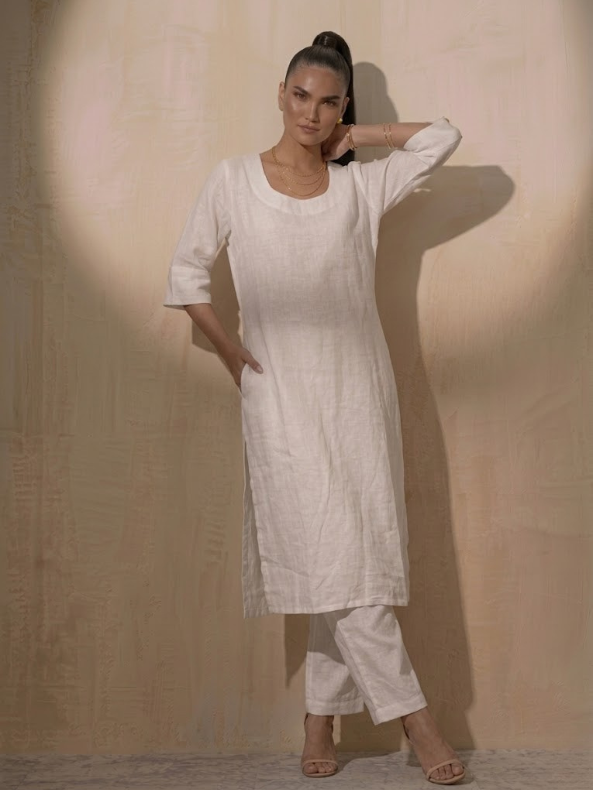 Swtantra White Linen Round Neck Elbow Sleeve Kurta with Pants