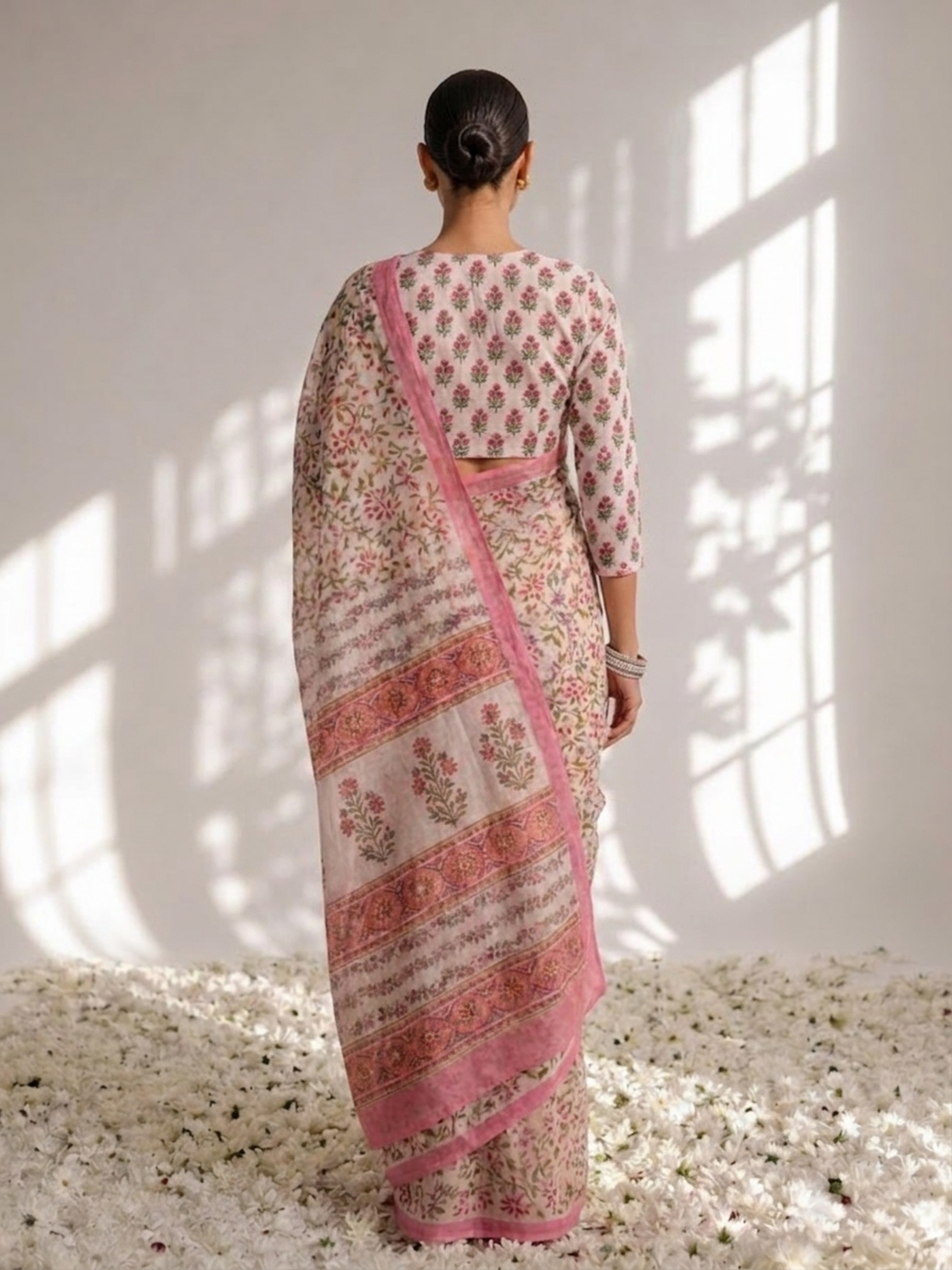Pink Pure Silk Chiffon Printed Saree with Blouse Fabric