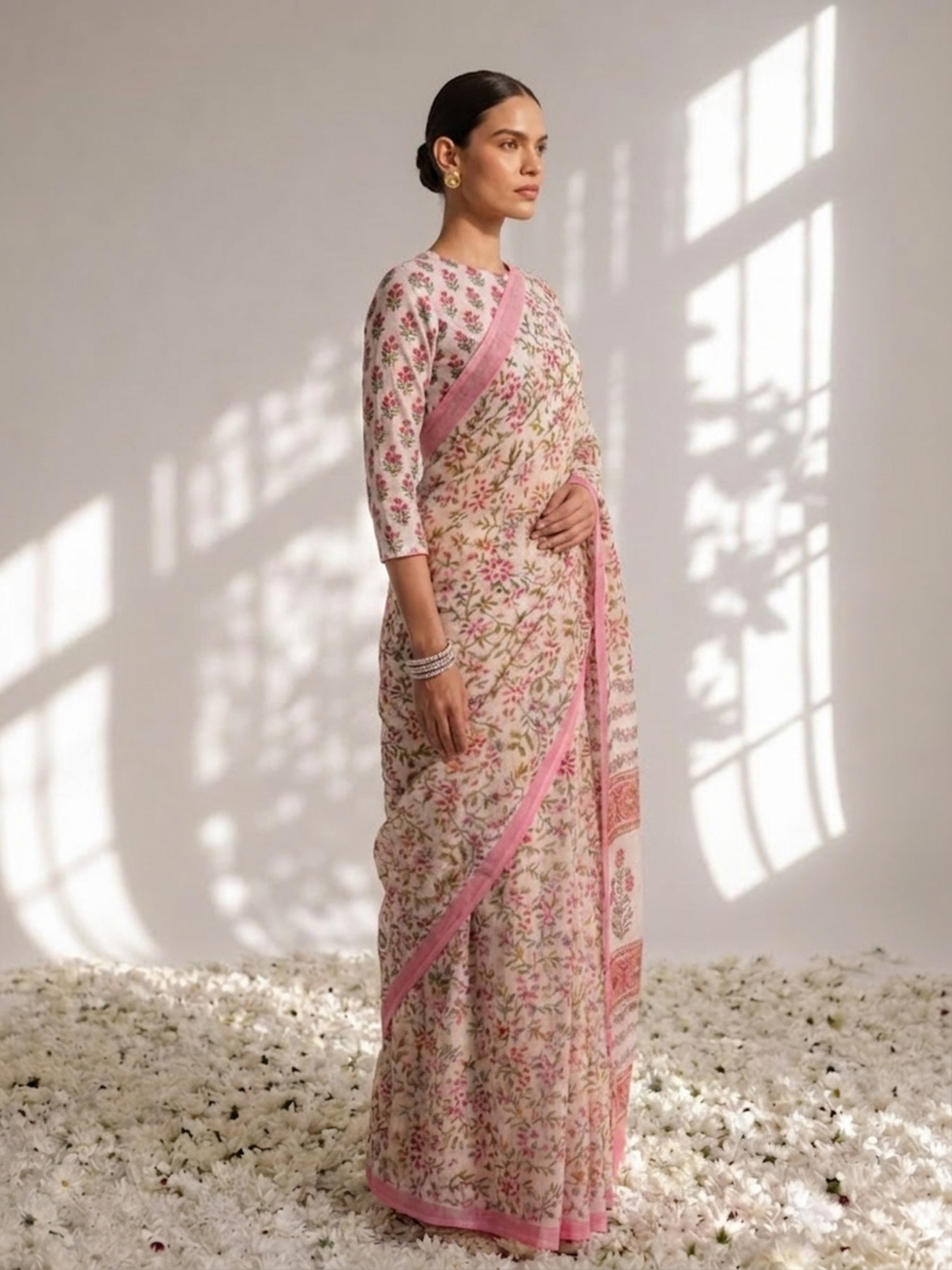 Pink Pure Silk Chiffon Printed Saree with Blouse Fabric