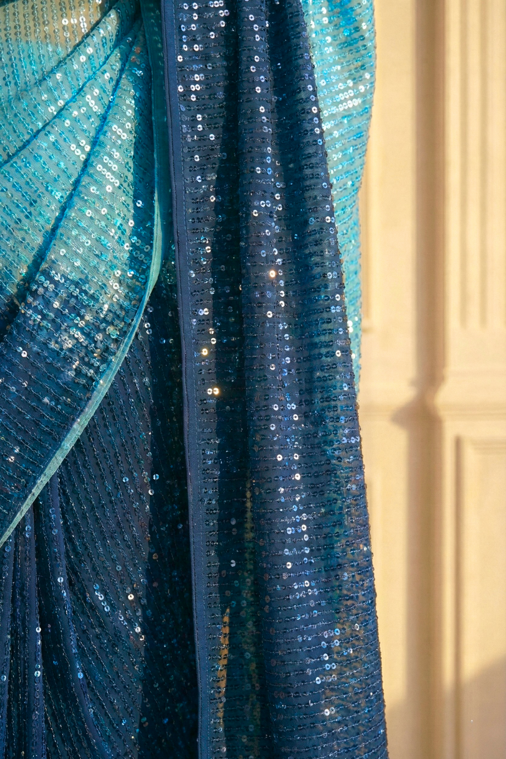 Allure Blue Ombre' Knitted Sequin Saree with Blouse Fabric