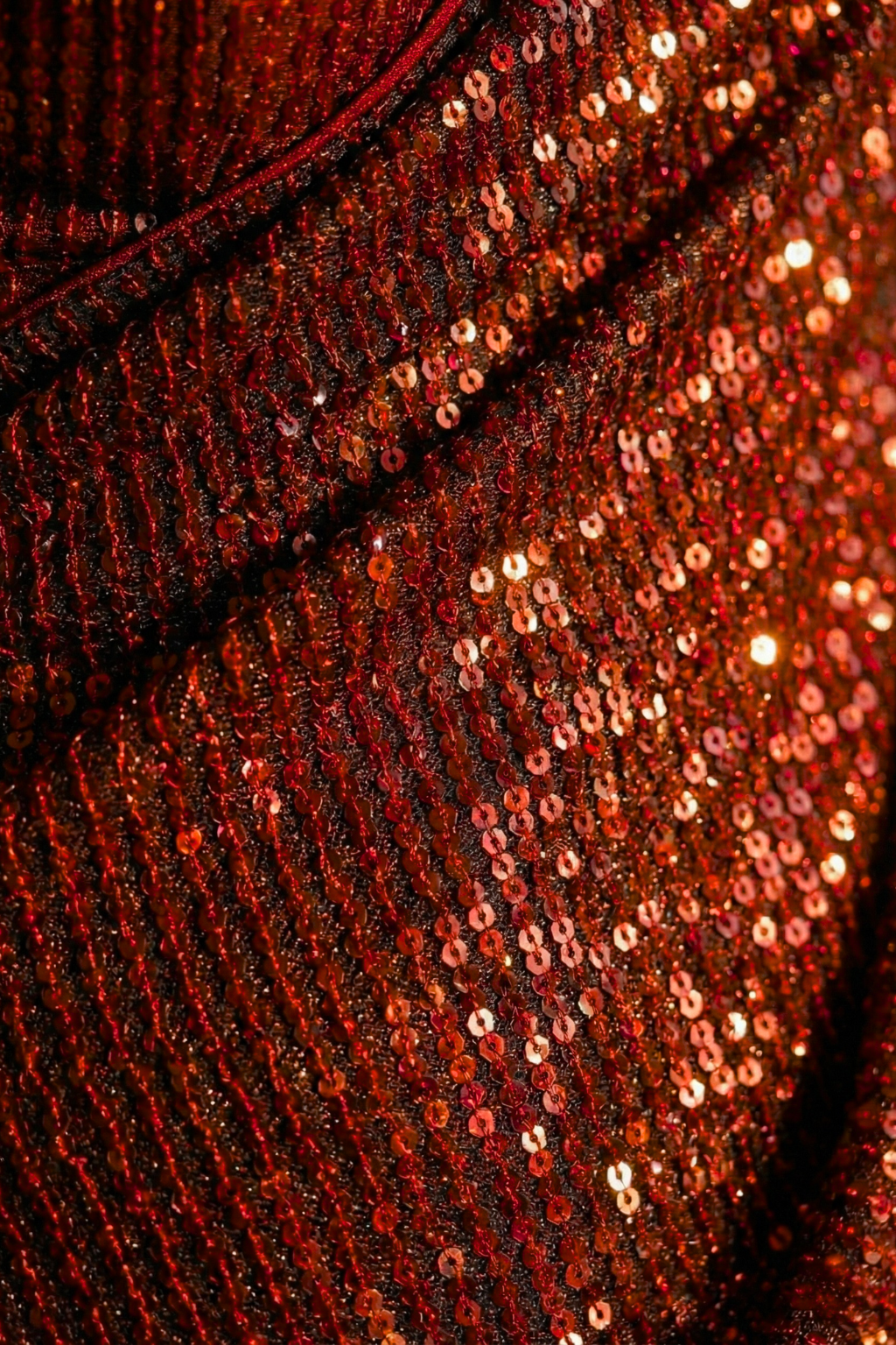 Diva Maroon Knitted Sequin Saree with Blouse Fabric