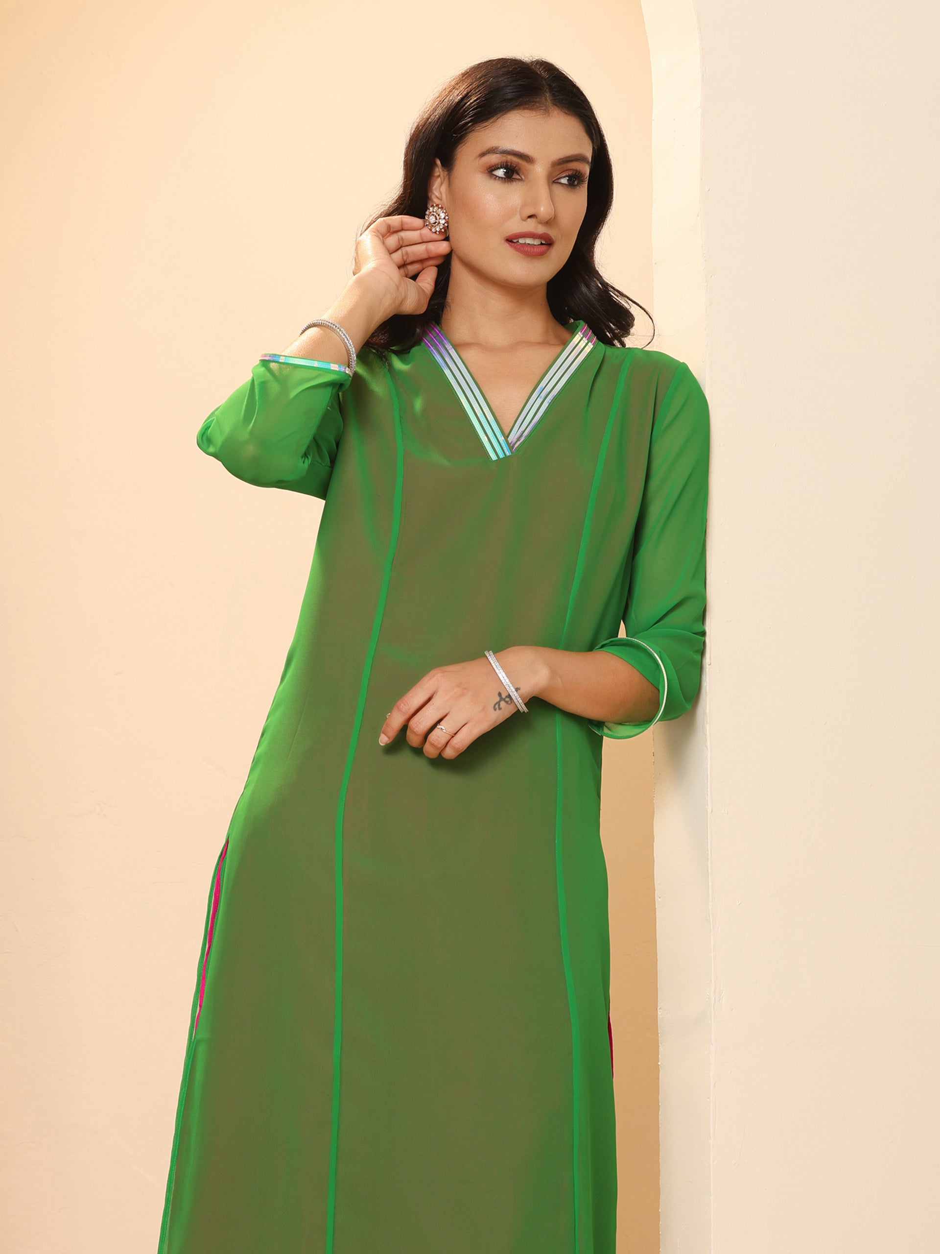 Women's Green & Pink Surprise Georgette Kurta with Pants 2 Piece Set | A-Line, V Neck, 3/4 Sleeves, Pants, Work wear, Partywear, (Georgette)