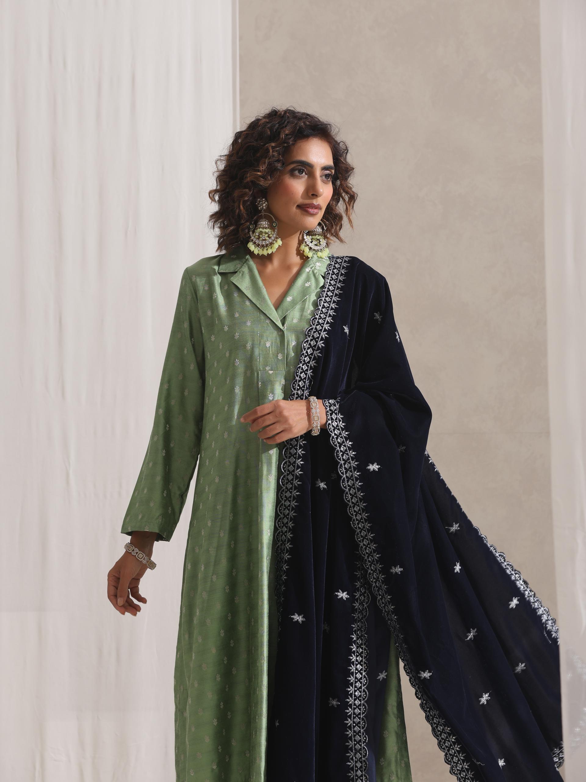Women's Green Varanasi Silk Woven Collar Kurta with Pants 2 Piece Set | Straight Fit, Collar Neck, Full Sleeves Workwear, (Varanasi Silk)