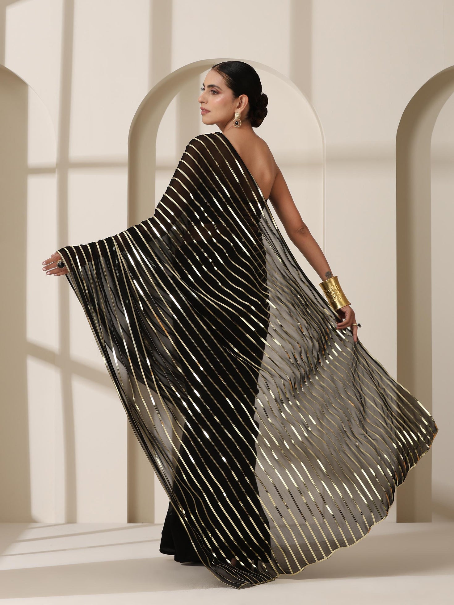 Black and Silver Impression Georgette Saree with Blouse Fabric