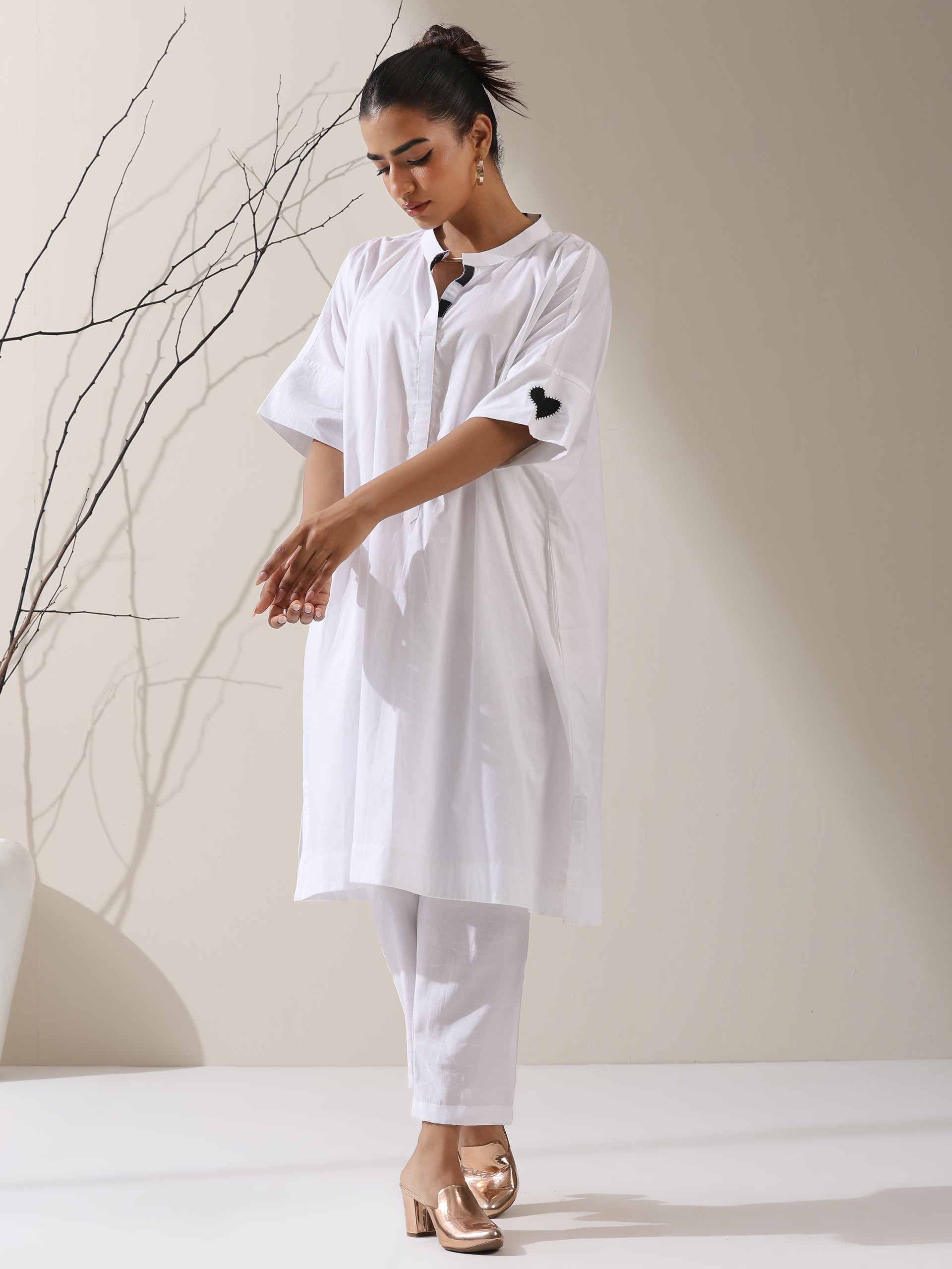 2-Piece White Cotton Kurta with Black Heart and Pants– Pearl Embellished Detailing with Matching Pants | Elegant Ethnic Co-ord
