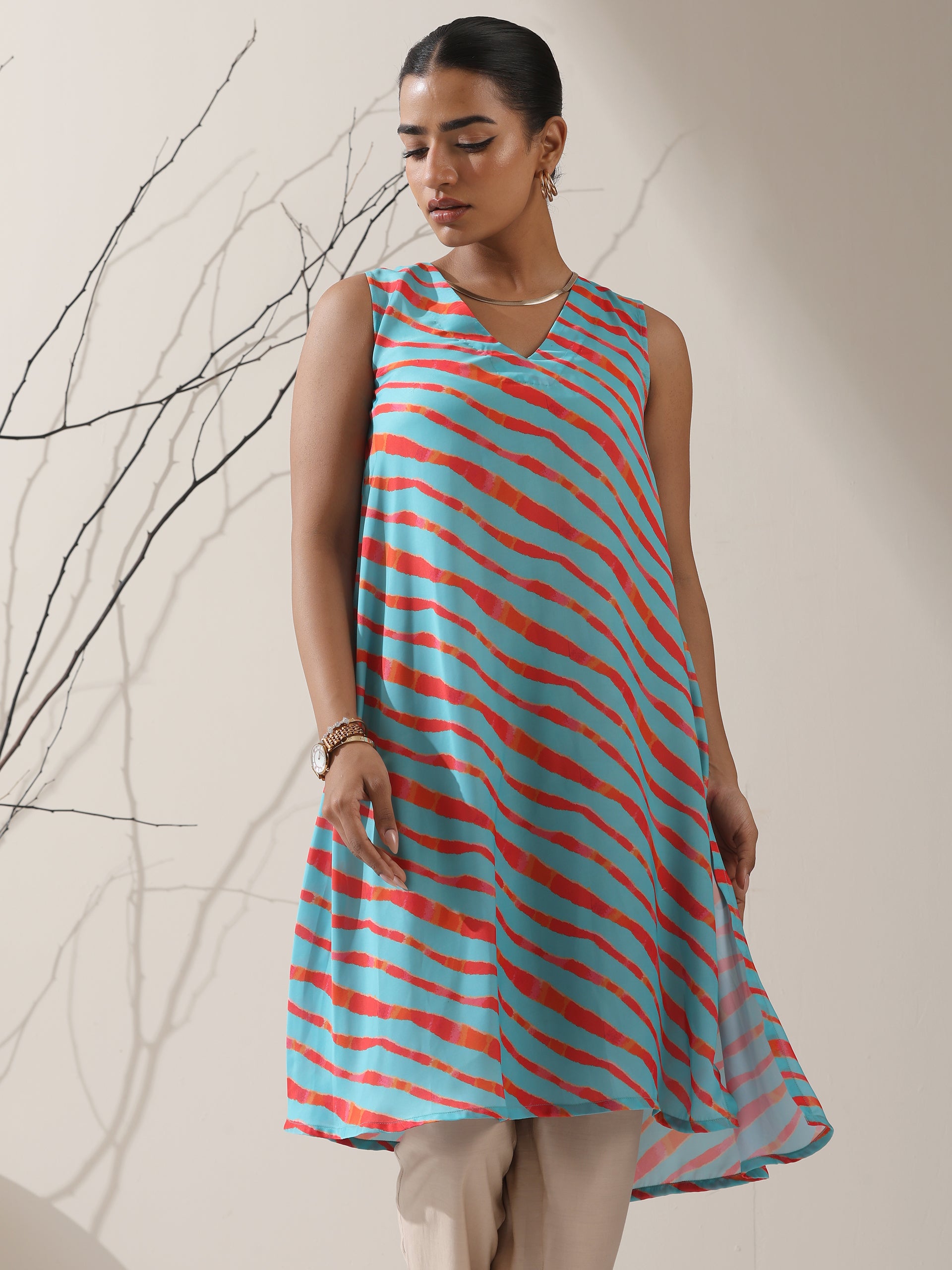 Blue-Orange Printed Satin Kurta Set – 2 Pc A-Line Sleeveless with Pants