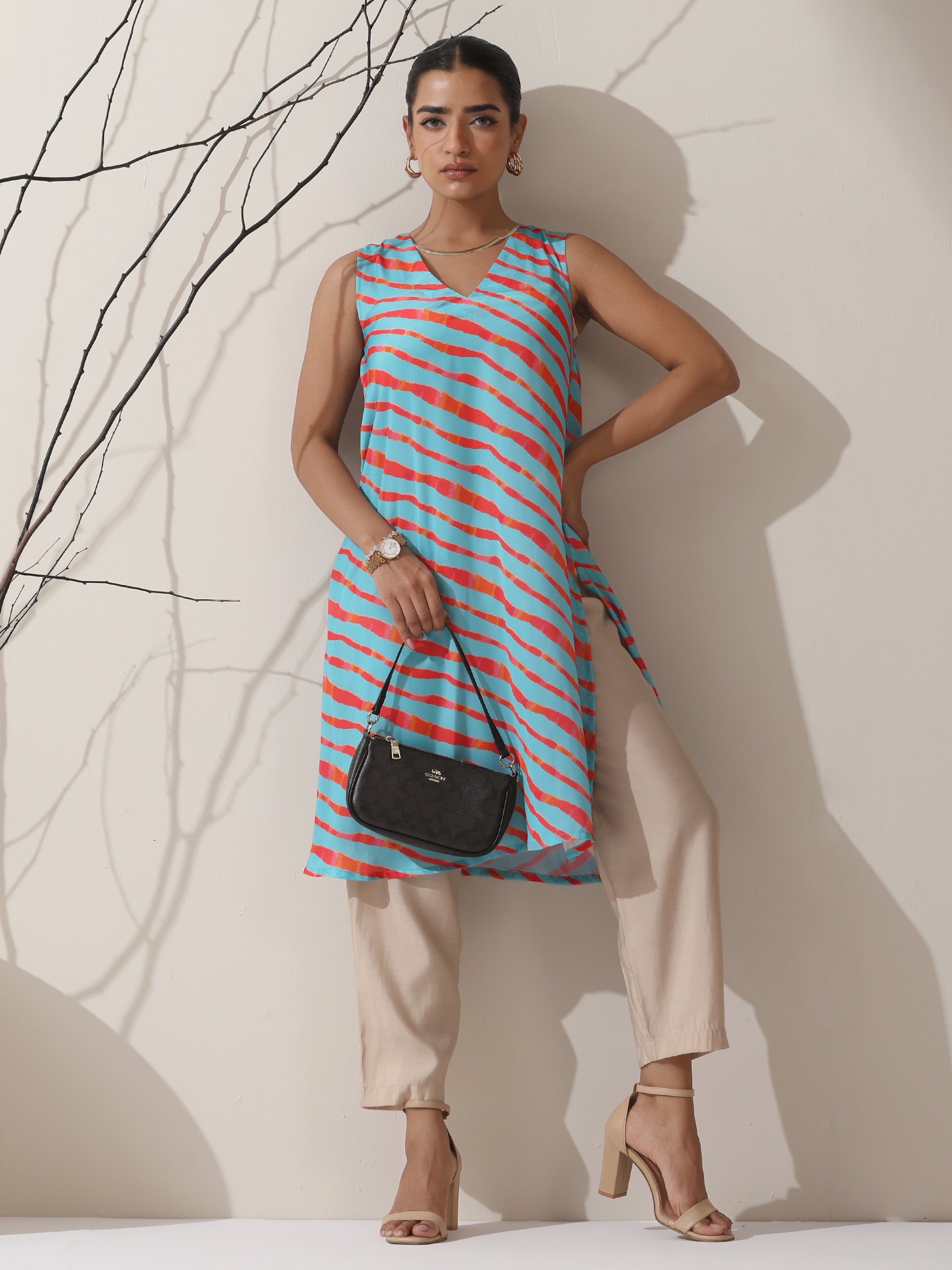 Blue-Orange Printed Satin Kurta Set – 2 Pc A-Line Sleeveless with Pants