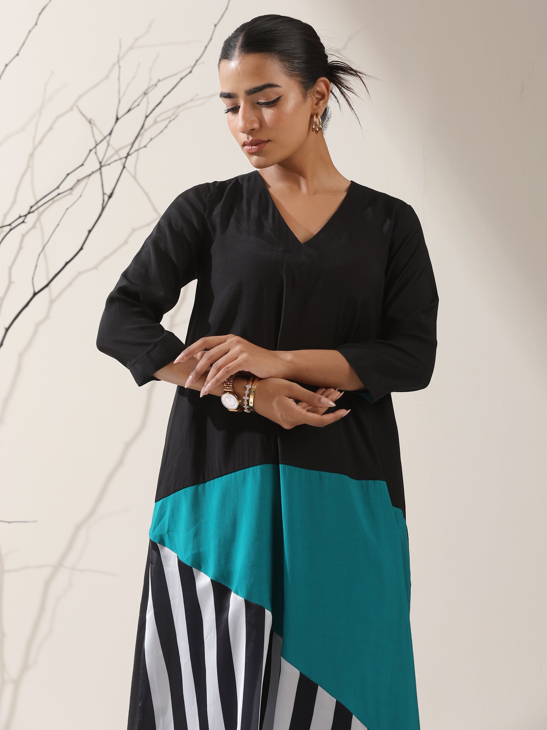 Women's Black & Teal Triangle Kurta with Striped Detailing and Pants | 2 Pc Set, Contemporary Ethnic Co-ord