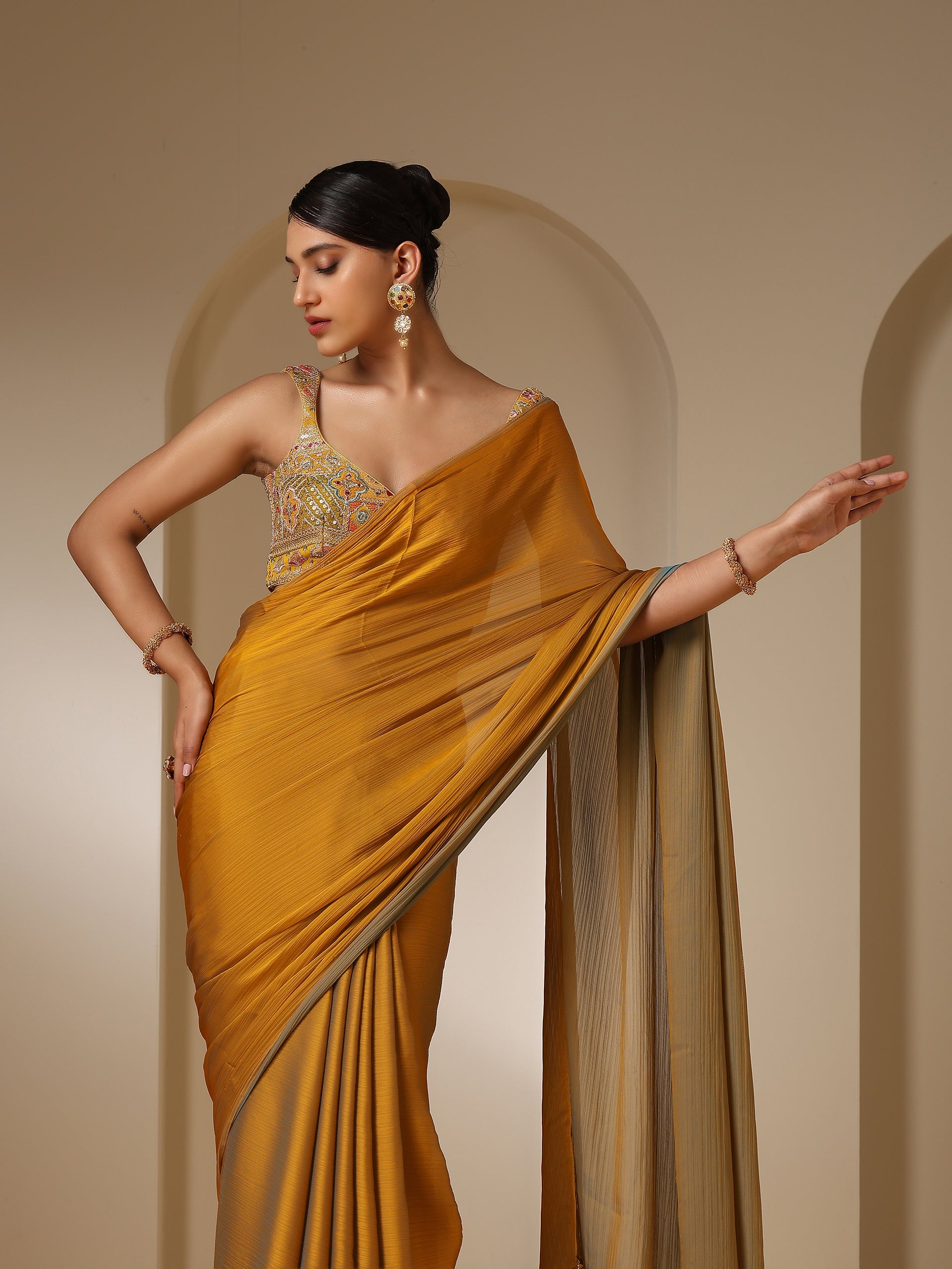 Blue phoenix dual shade chiffon saree with self blouse fabric — view 10