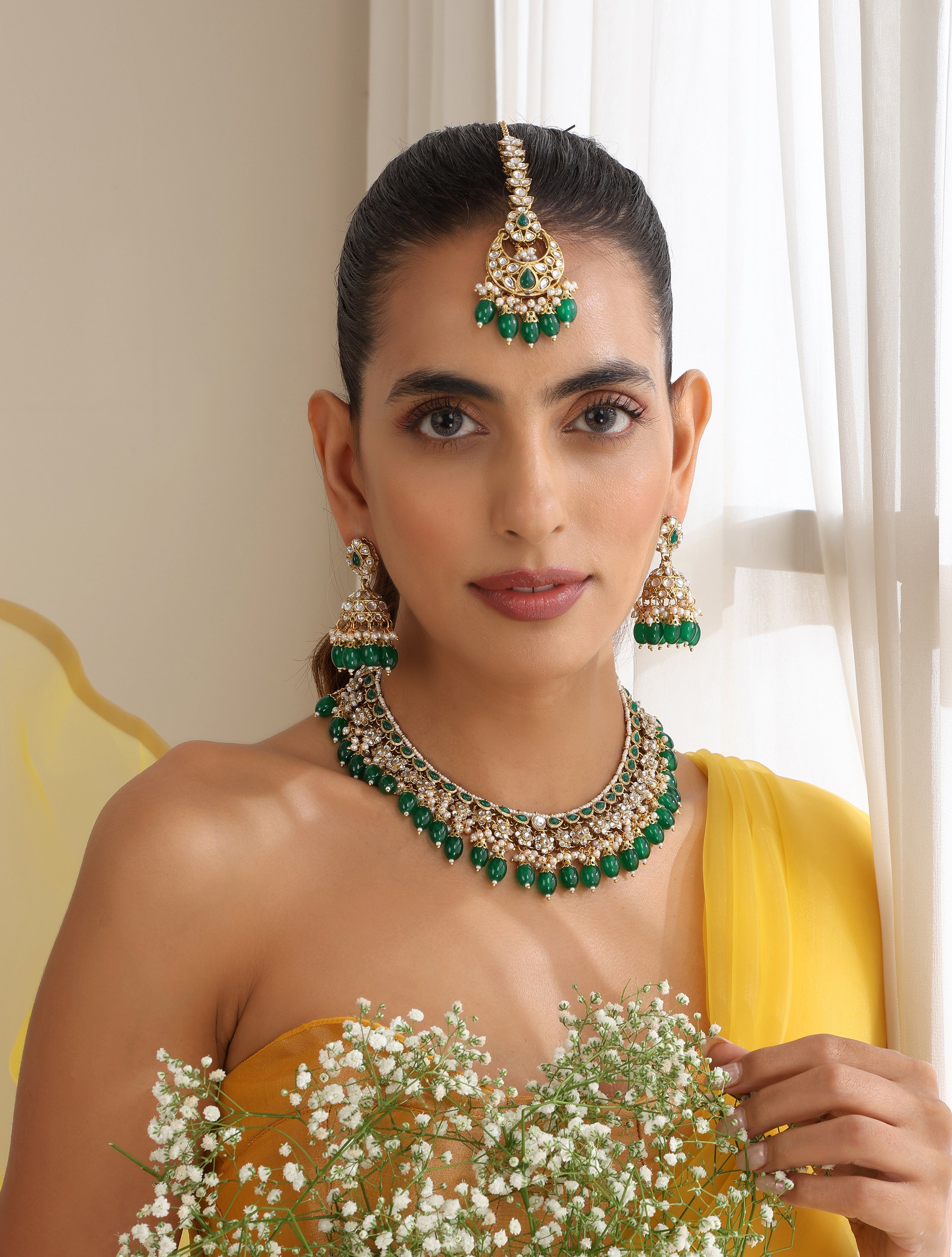Green Color Kundan Necklace, Earring and Maang Teeka Set