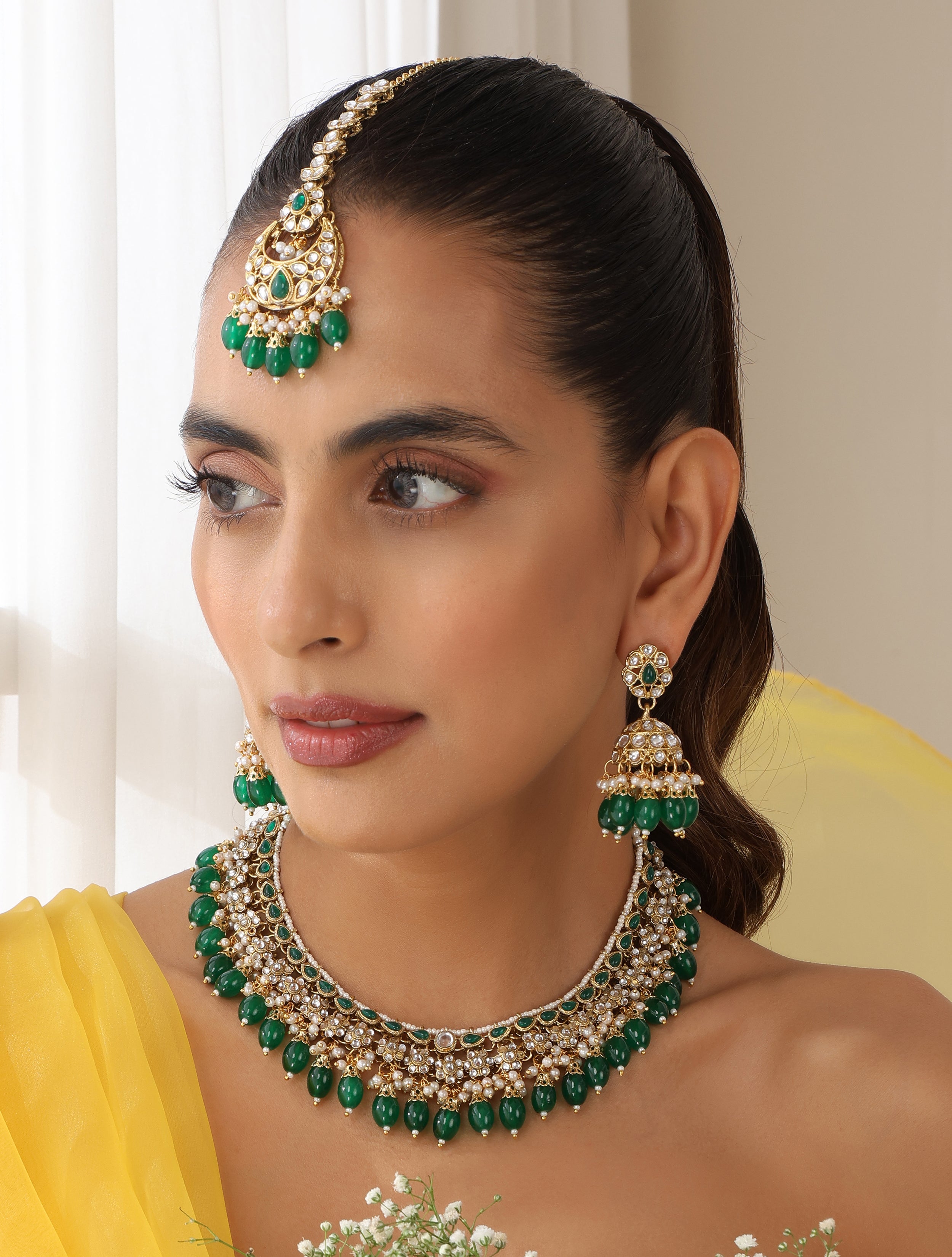Green Color Kundan Necklace, Earring and Maang Teeka Set