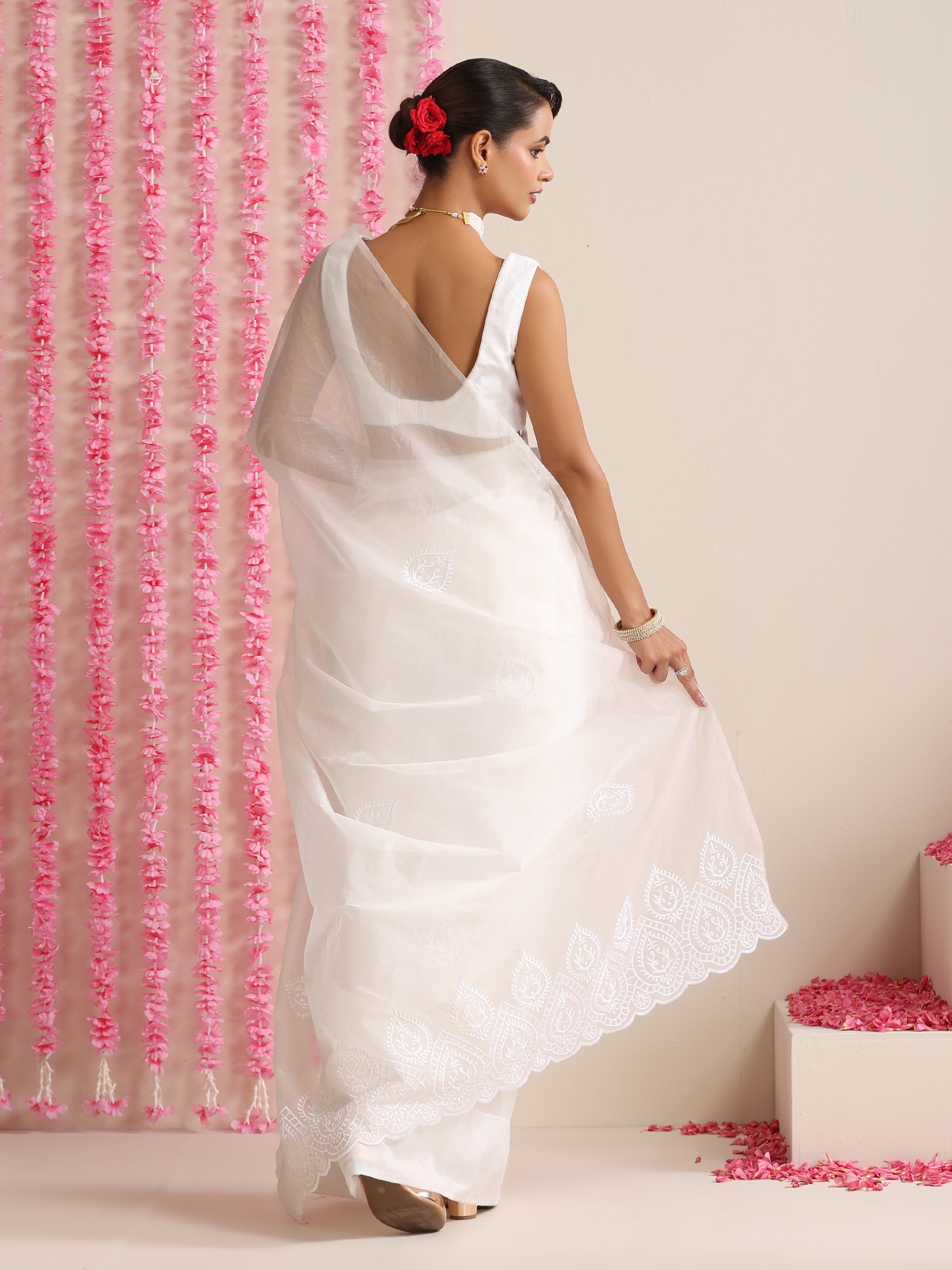 Sleek White Organza Embroidered Saree with Matching Embroidered Blouse Fabric