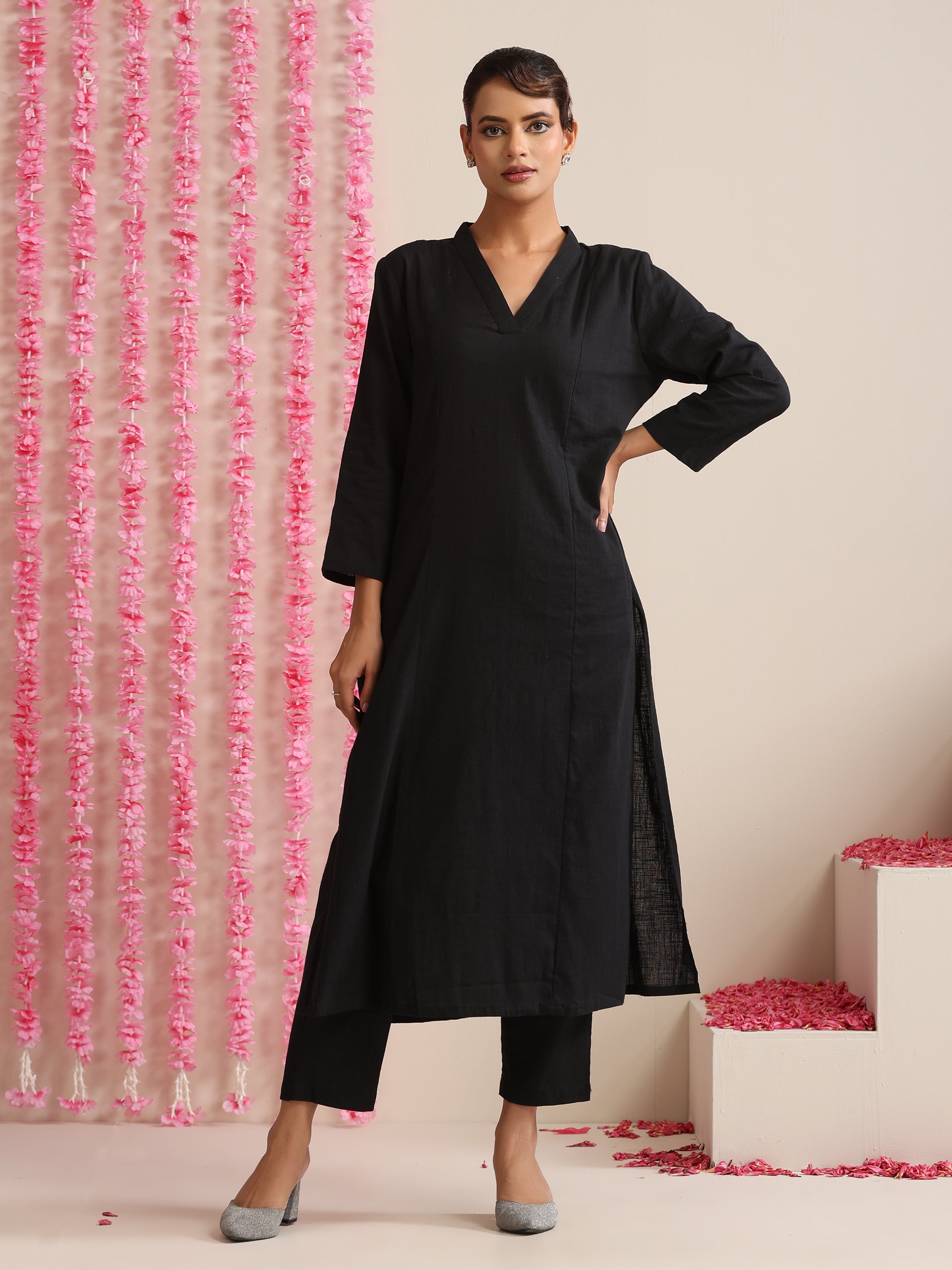 Black Cotton Slub Kurta Set for Women | 2 Pc Minimalist Ethnic Co-ord with V-Neckline