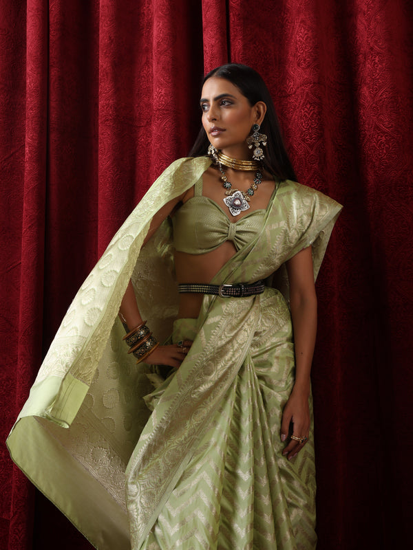 Pure Silk Green Chevron Saree with Blouse Fabric