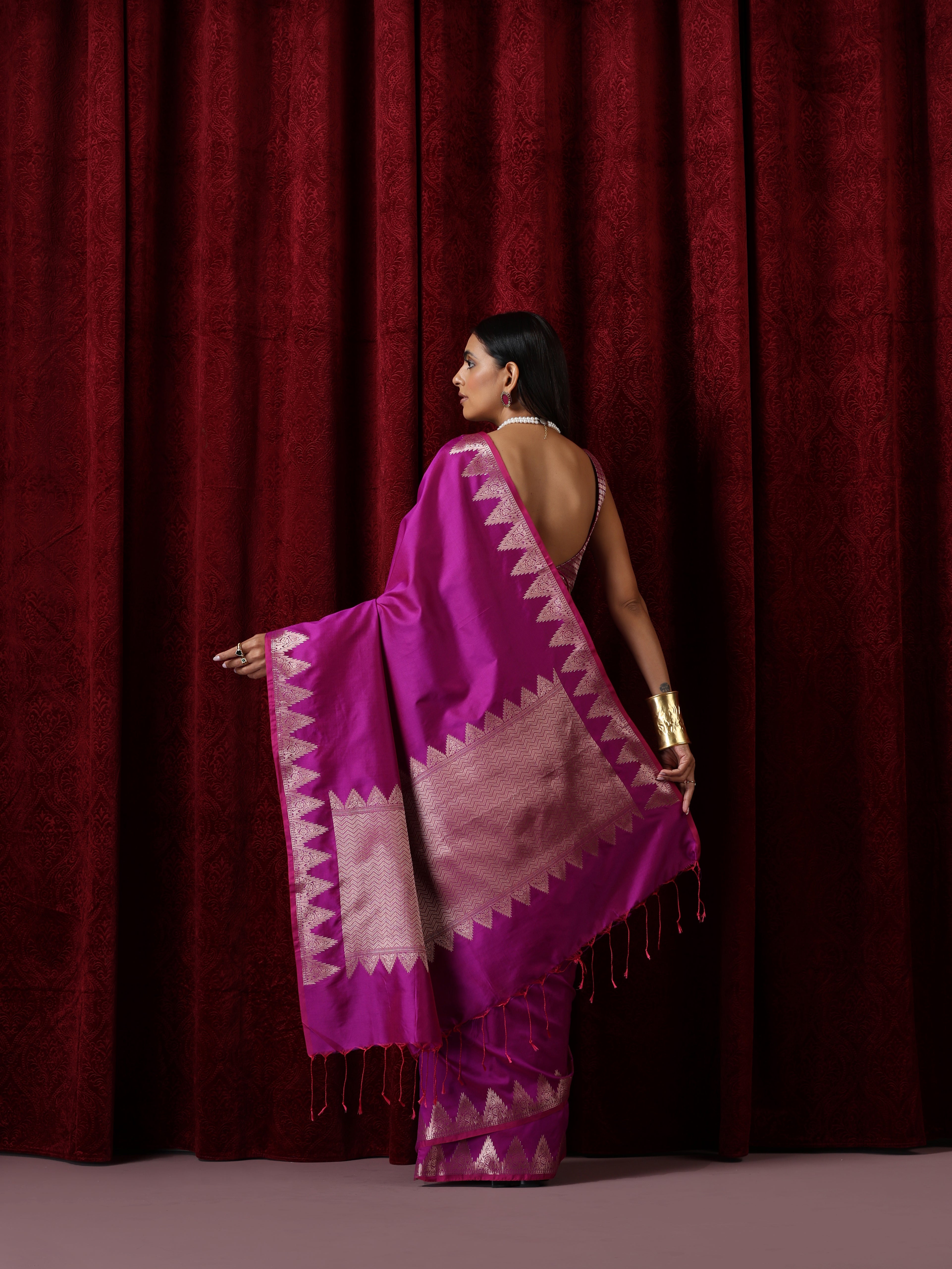 Banarasi Plum Temple Pure Silk Saree with Blouse Fabric