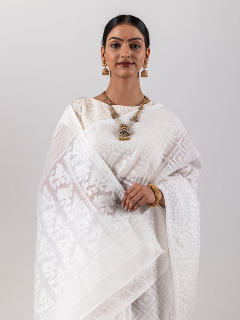 White Tercha Jamdani Handloom Cotton Saree