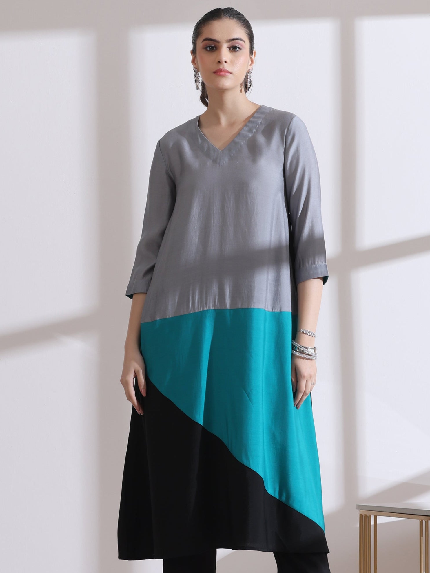 Women's Black and Blue Triangle Kurta 1 Pc | Straight Fit, V Neck, 3/4 Sleeves, Workwear, (AirSkin Cotton Silk Blend)