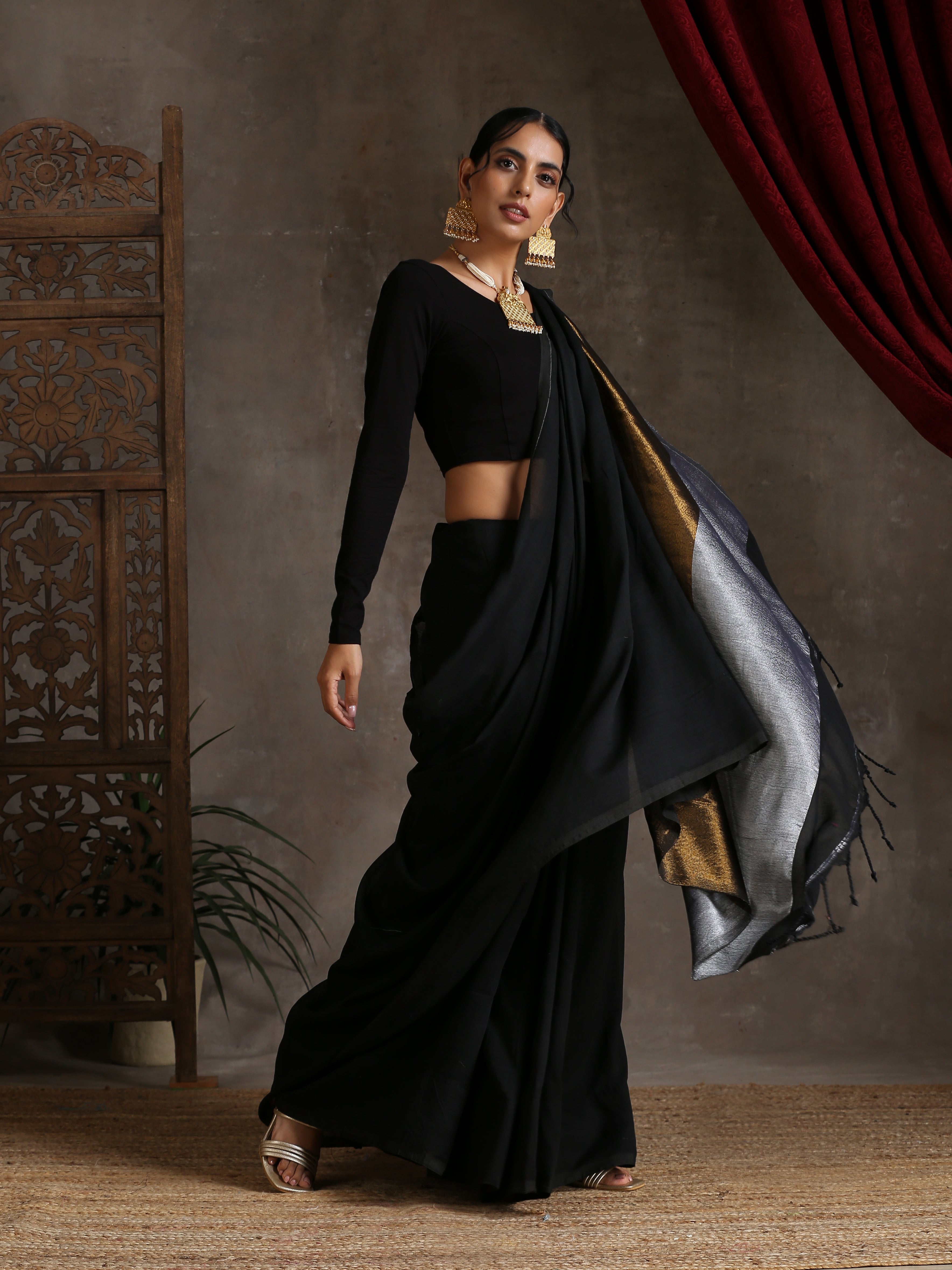 Regal Black Cotton Saree with Bronze & Silver Pallu