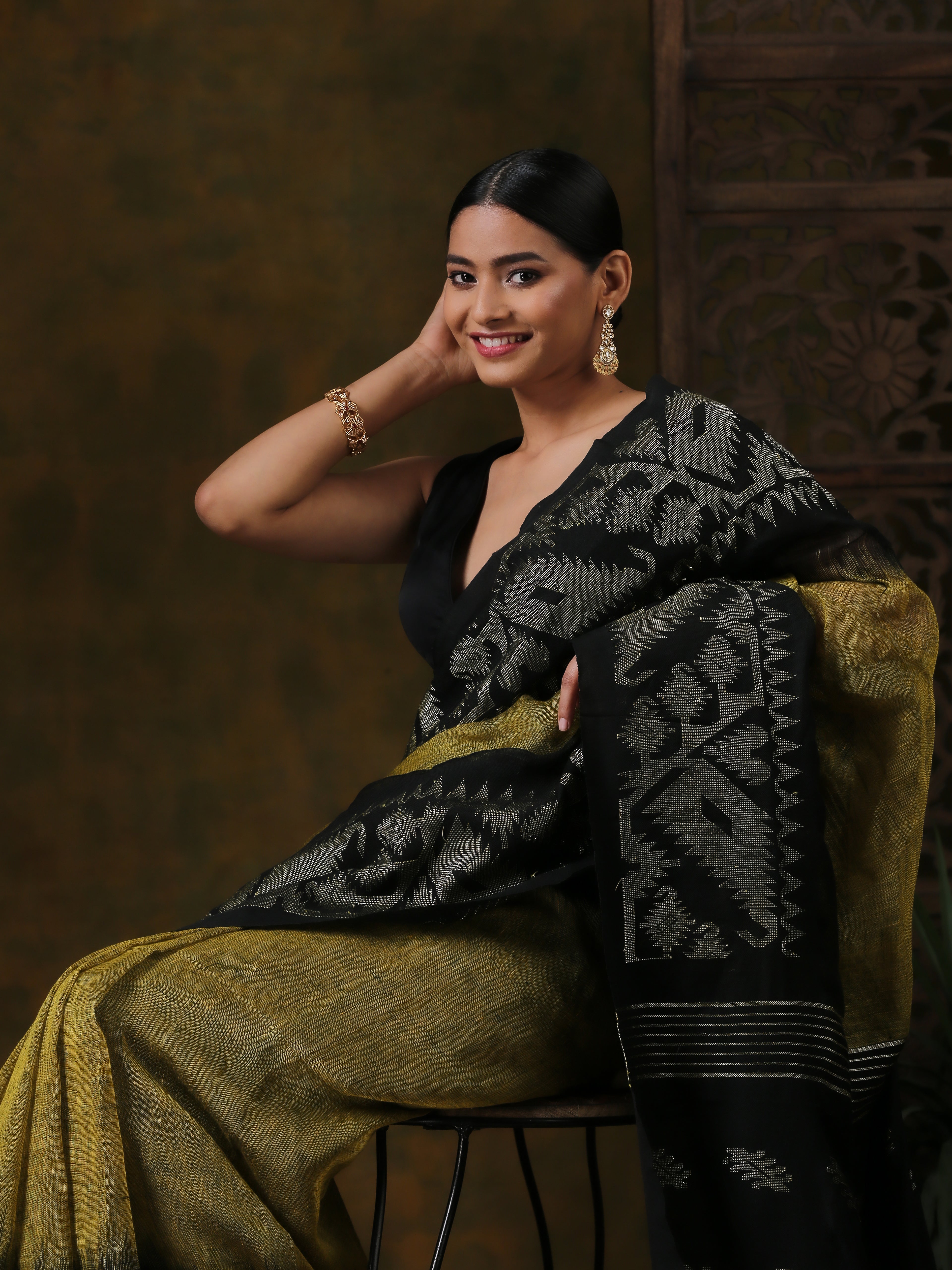 Pure Linen Henna & Woven Big Border Handloom Saree