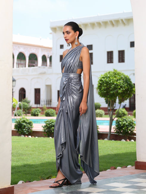 Avant-Garde Knit Pre-Draped Saree with Blouse