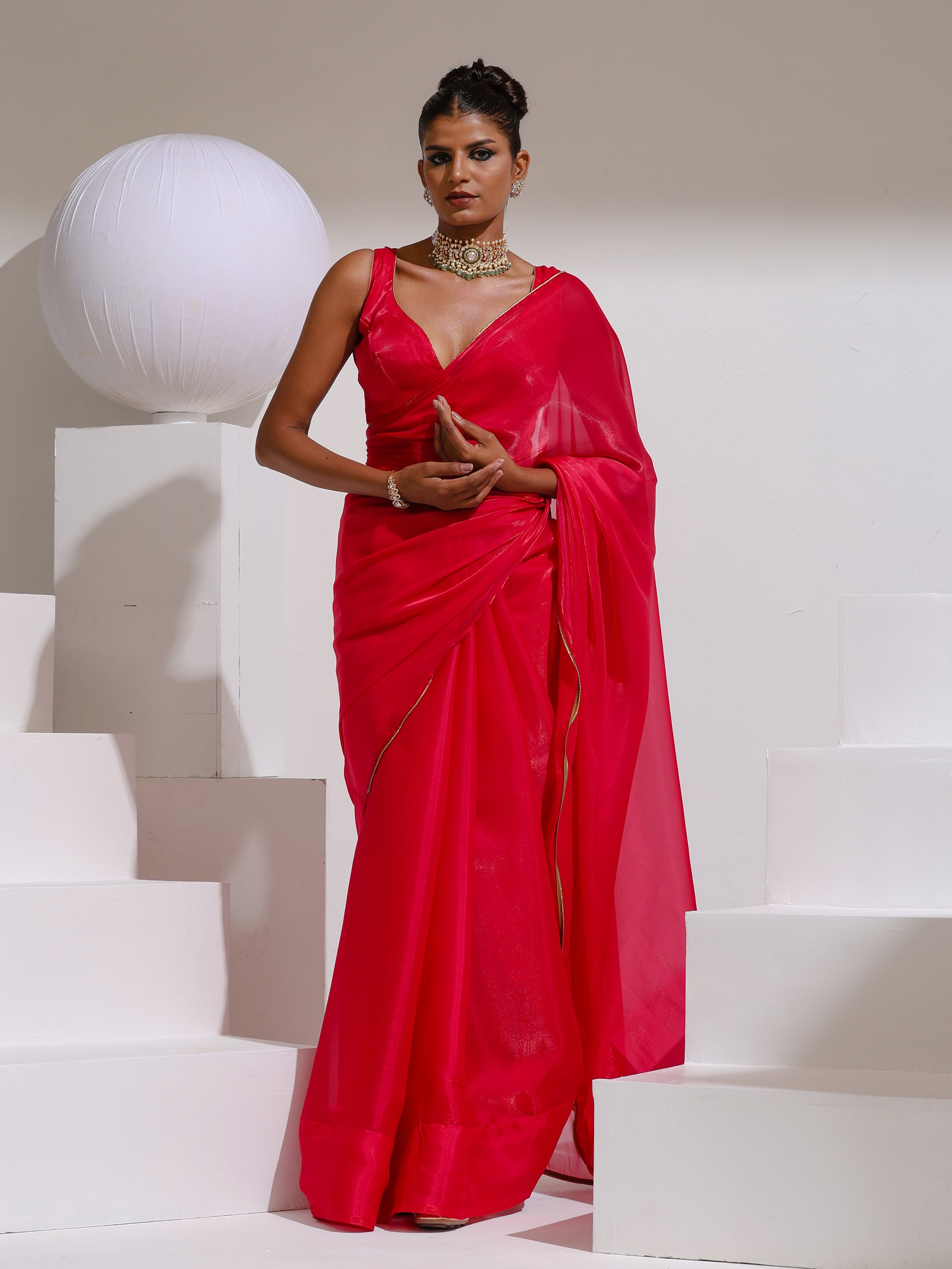Hard to Get Fuchsia Organza Satin Saree with Bronze Piping and Blouse Fabric
