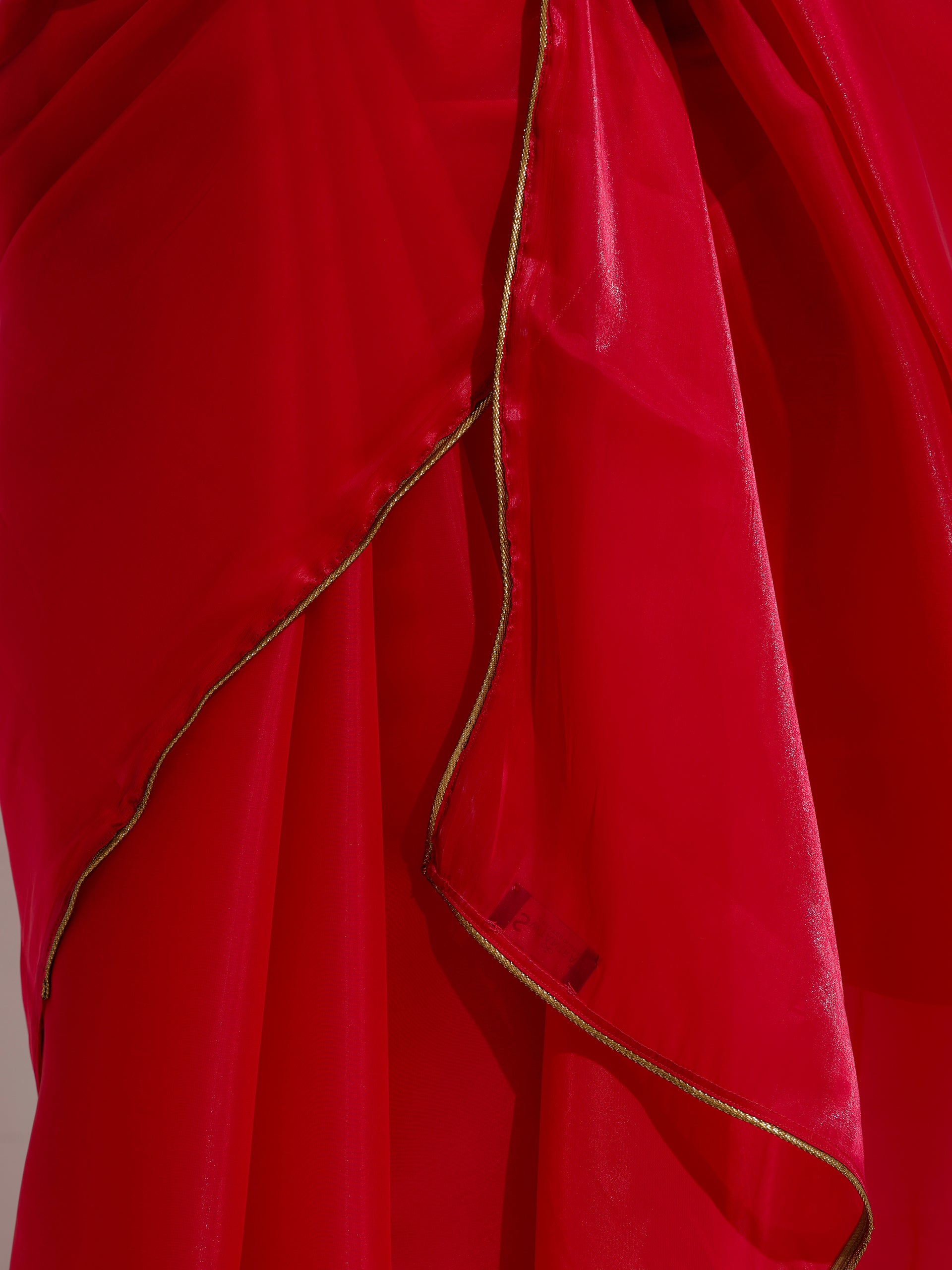 Hard to Get Fuchsia Organza Satin Saree with Bronze Piping and Blouse Fabric