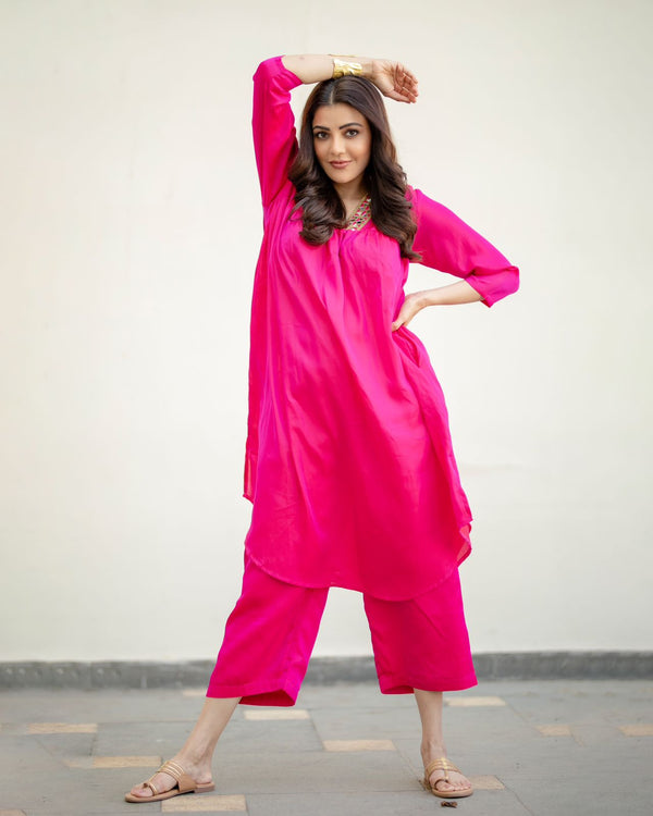 Women's Fuchsia Kurta Set with Mirror Lace and Pants 2 Piece Set | Straight Fit, V Neck, 3/4 Sleeves, Pants, Festive Wear, (Satin)