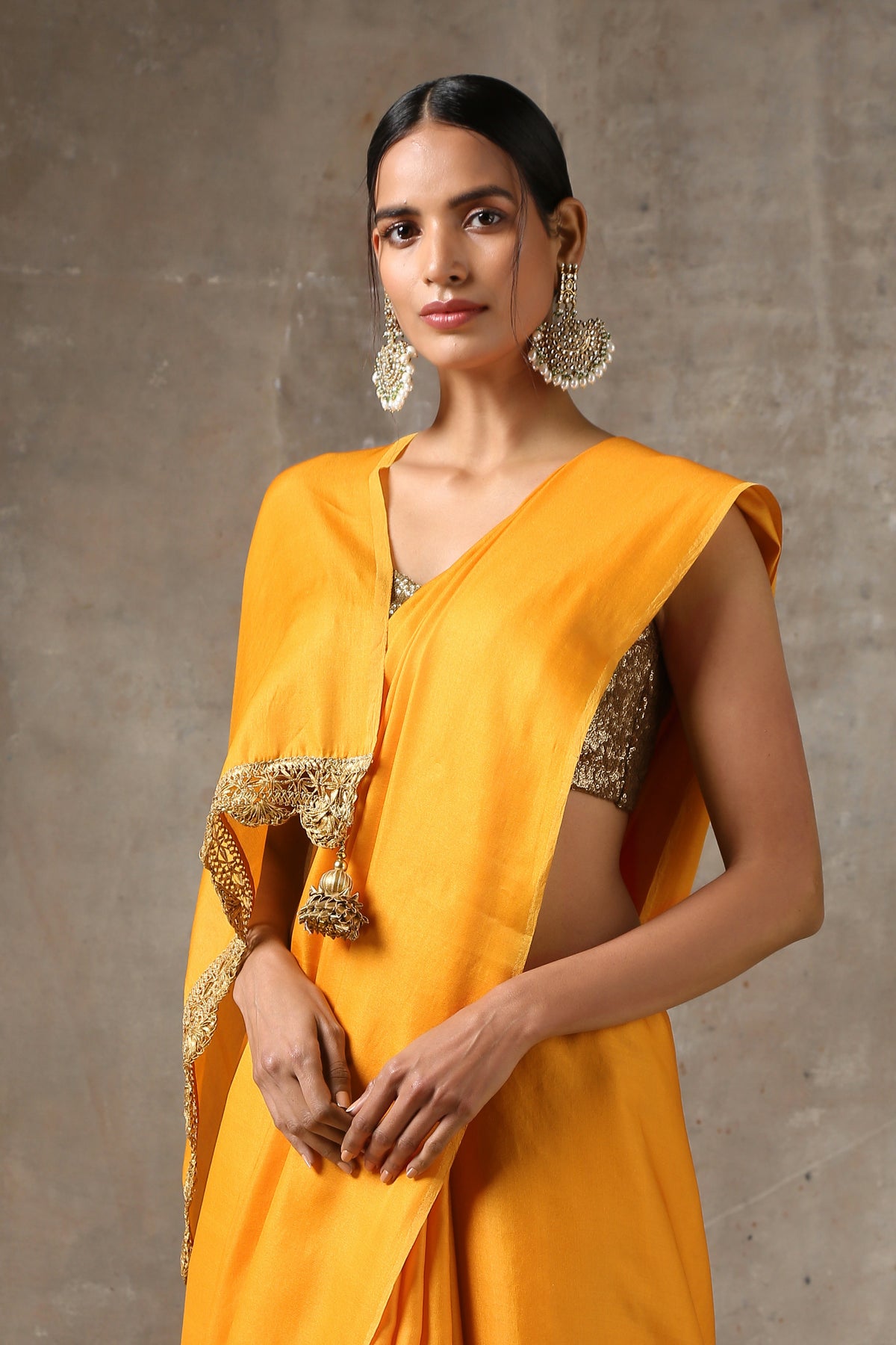 Ochre saree with handmade lace on edge with pendants — view 5