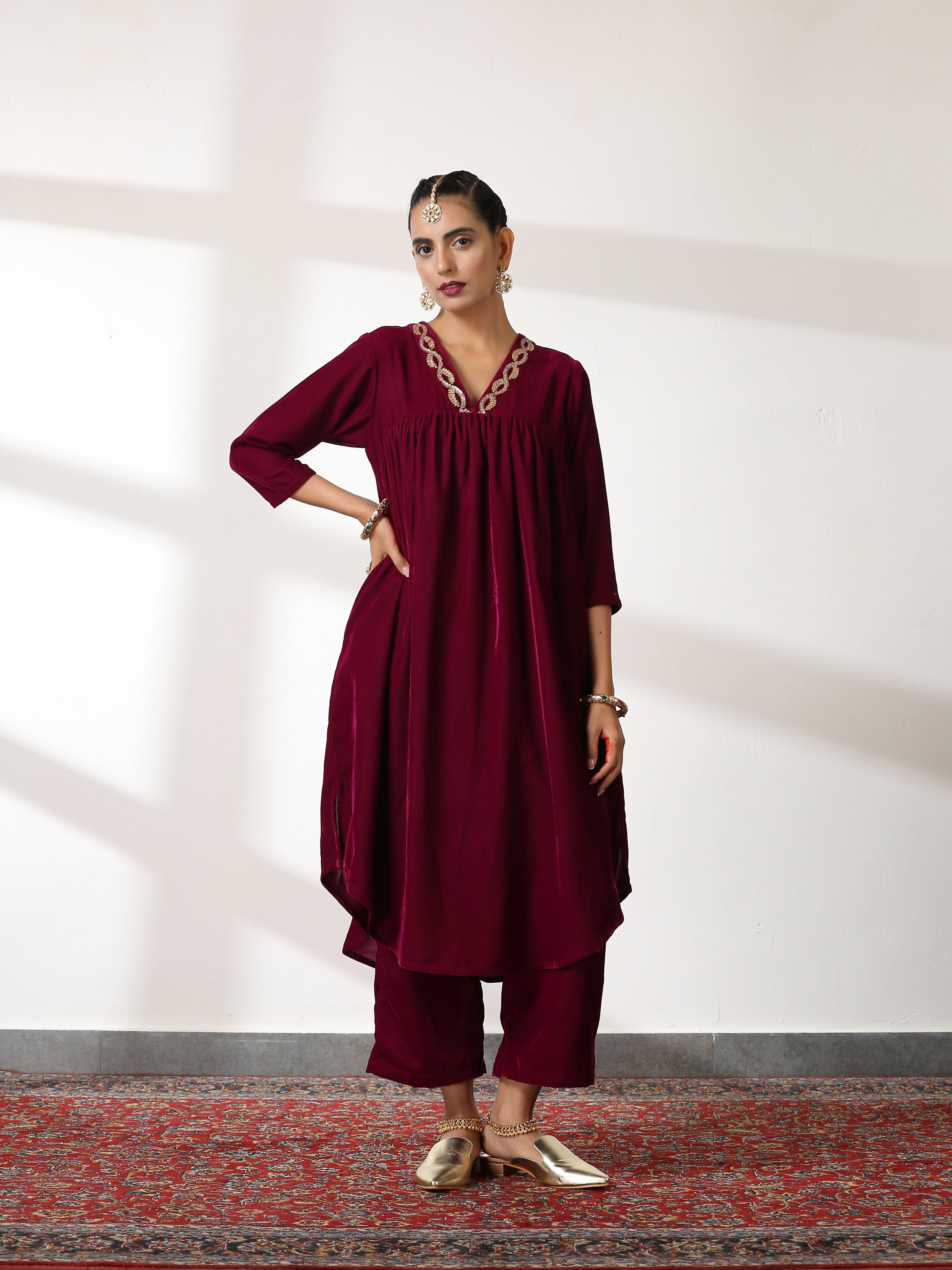 Women's Plum Velvet Kurta with Sequinned Neckline and Pants 2 Piece Set | Straight Fit, V Neck, 3/4 Sleeves, Pants, Partywear, (Velvet)