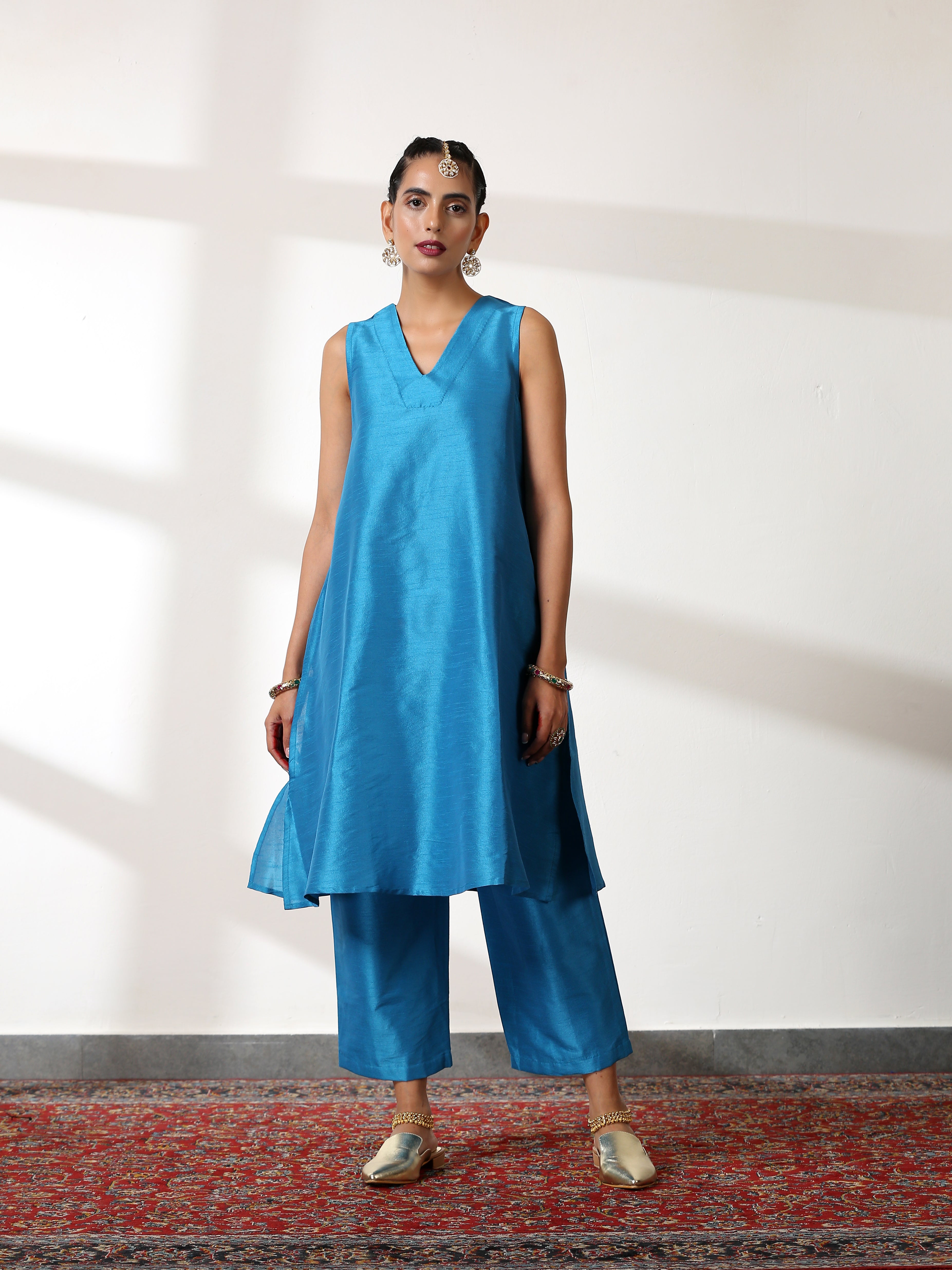 Women's Teal Dupion Silk Blend Top Set with Pants 2 Piece Set | Straight Fit, V Neck, Sleeveless, Pants, Workwear, (Silk Blend)